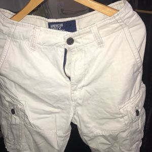 White American Eagle Live Your Life Cargo Shorts